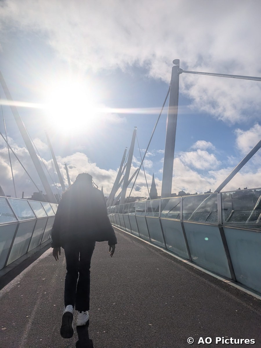Forthside Bridge, Stirling — a footbridge crossing from one side to the other